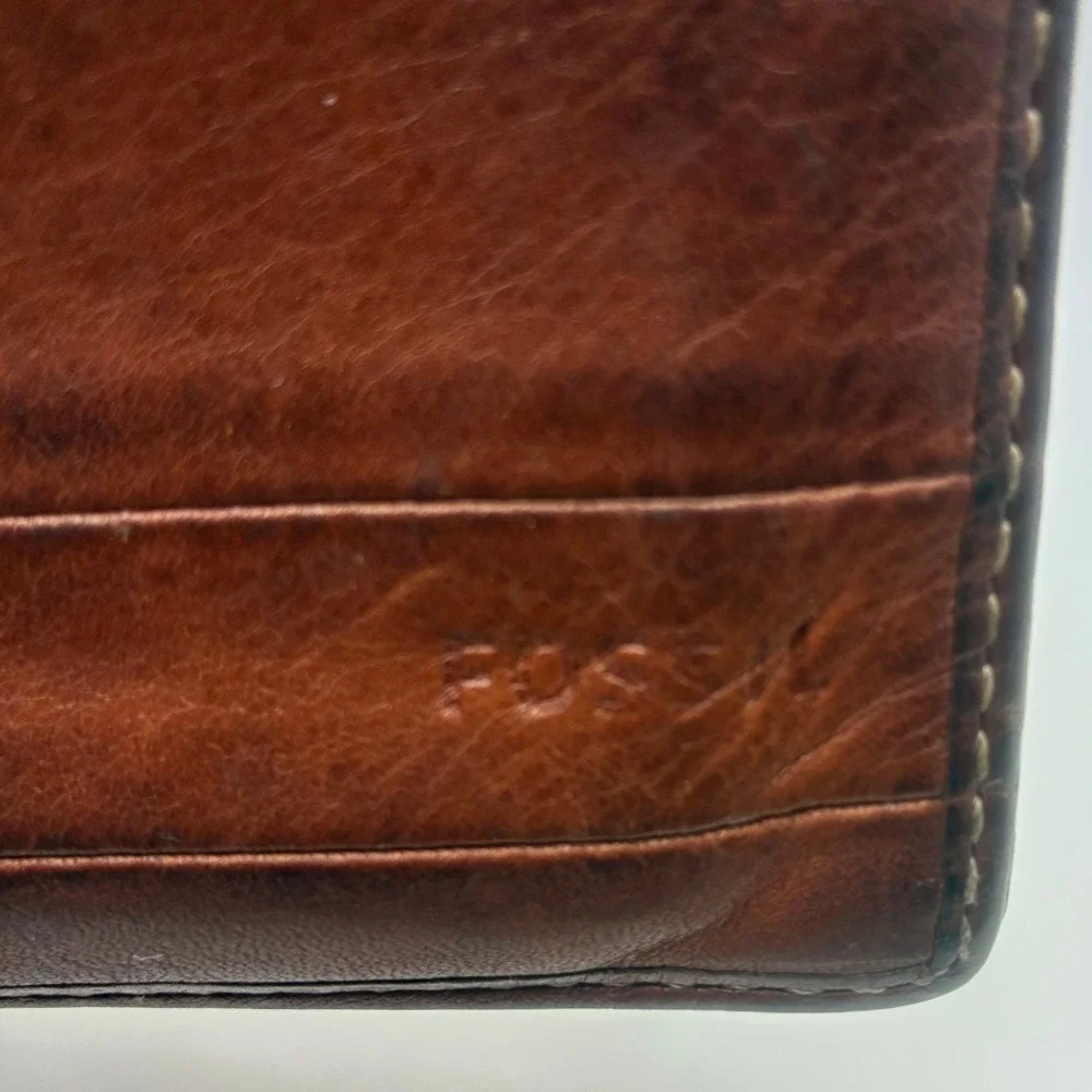Fossil Passport Wallet OS Brown Leather Bifold Travel Organizer Zipper Pocket